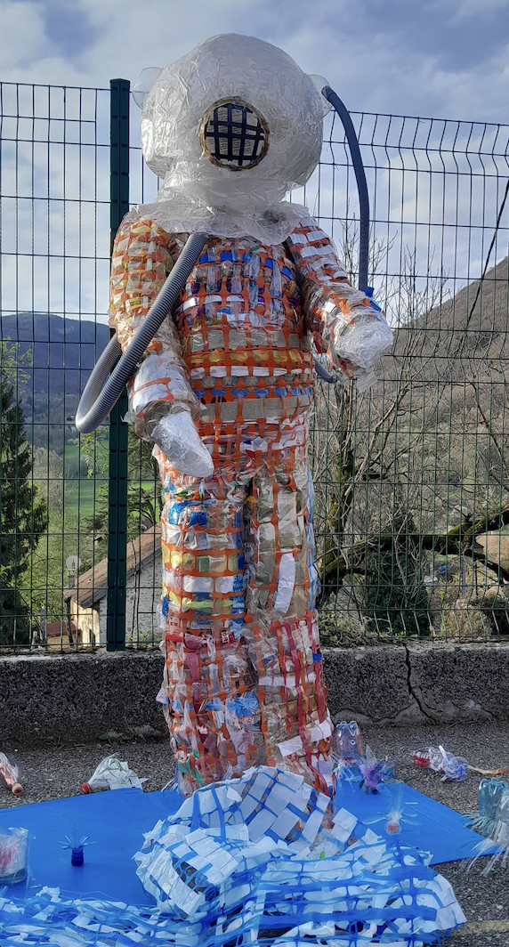 Arts en plastiques - Capitaine Nemo2